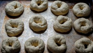 Shaping bagels