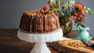 Apple cake with walnuts and browned butter