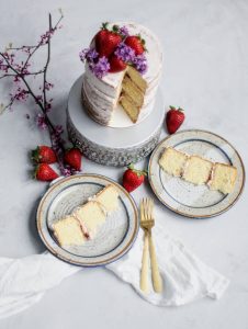 cake, strawberry, layer cake