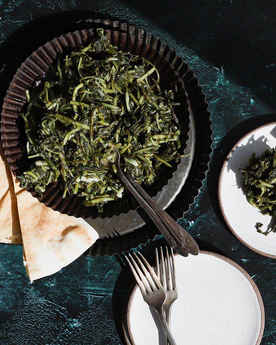 dandelion salad with pita bread