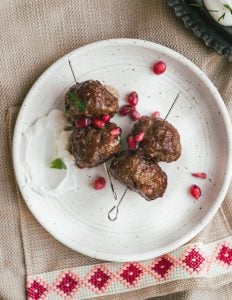skewered-lamb-meatballs