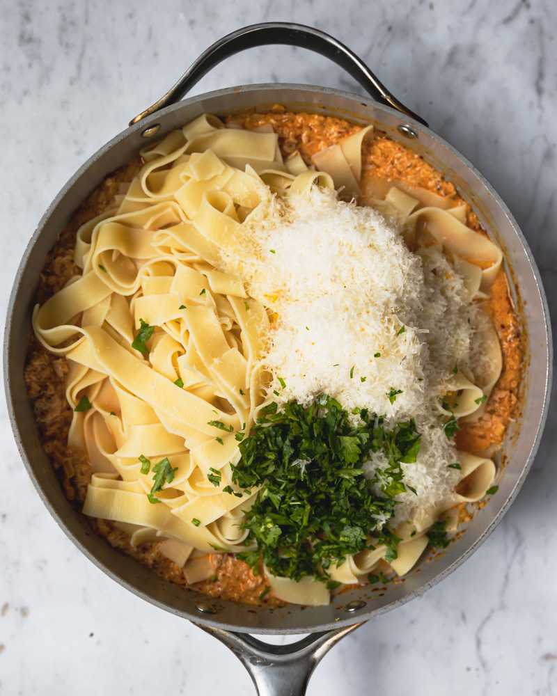 creamy-garlic-lemon-pasta-with-crab_process_cheese