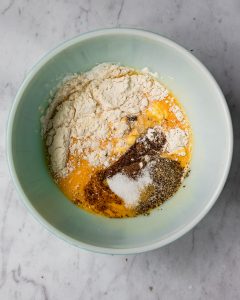 ejjeh-process-whisked-eggs-with-spices
